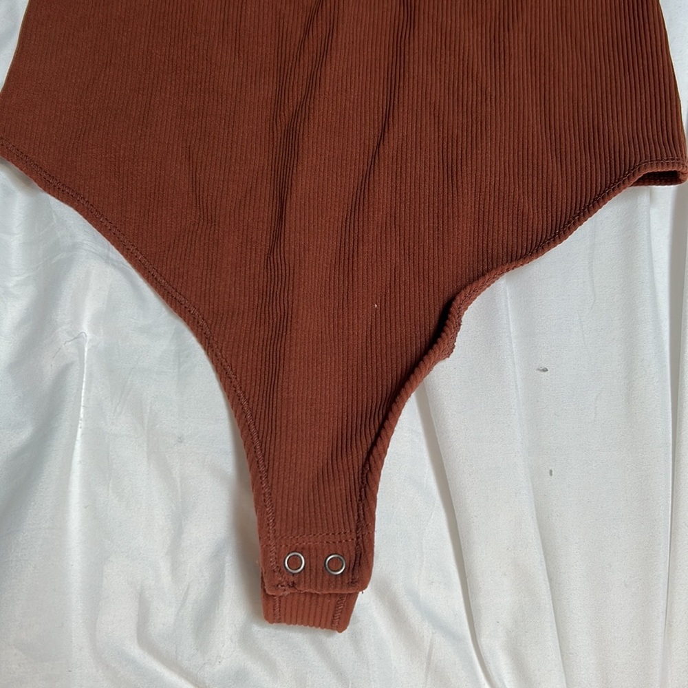 Abercrombie Scoop Neck Brown Bodysuit - Picture 3 of 3